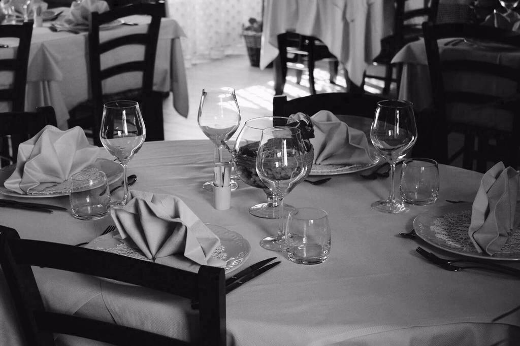 Ristorante Albergo 'L Bunet Cortemilia エクステリア 写真